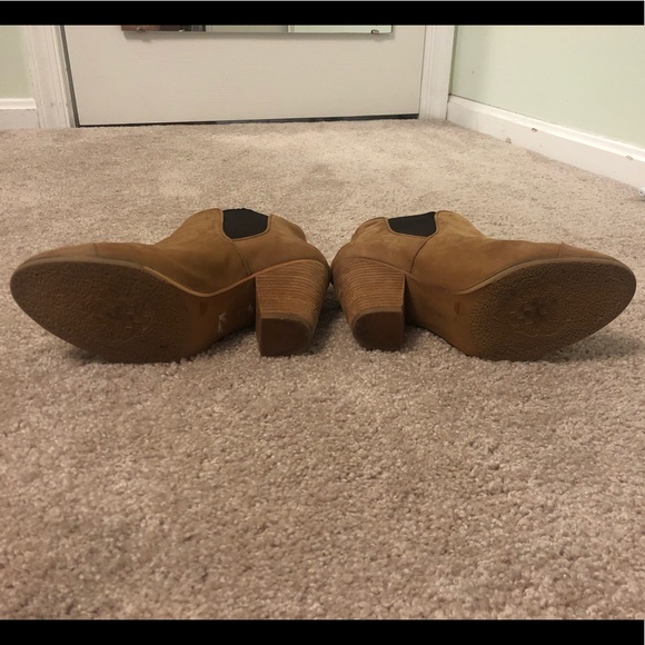 Vince Camuto Hame Bootie - Picture 5 of 7